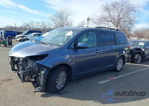 2017 Toyota Sienna Xle 8 Passenger from USA, damaged, VIN 5TDYZ3DC5HS865506